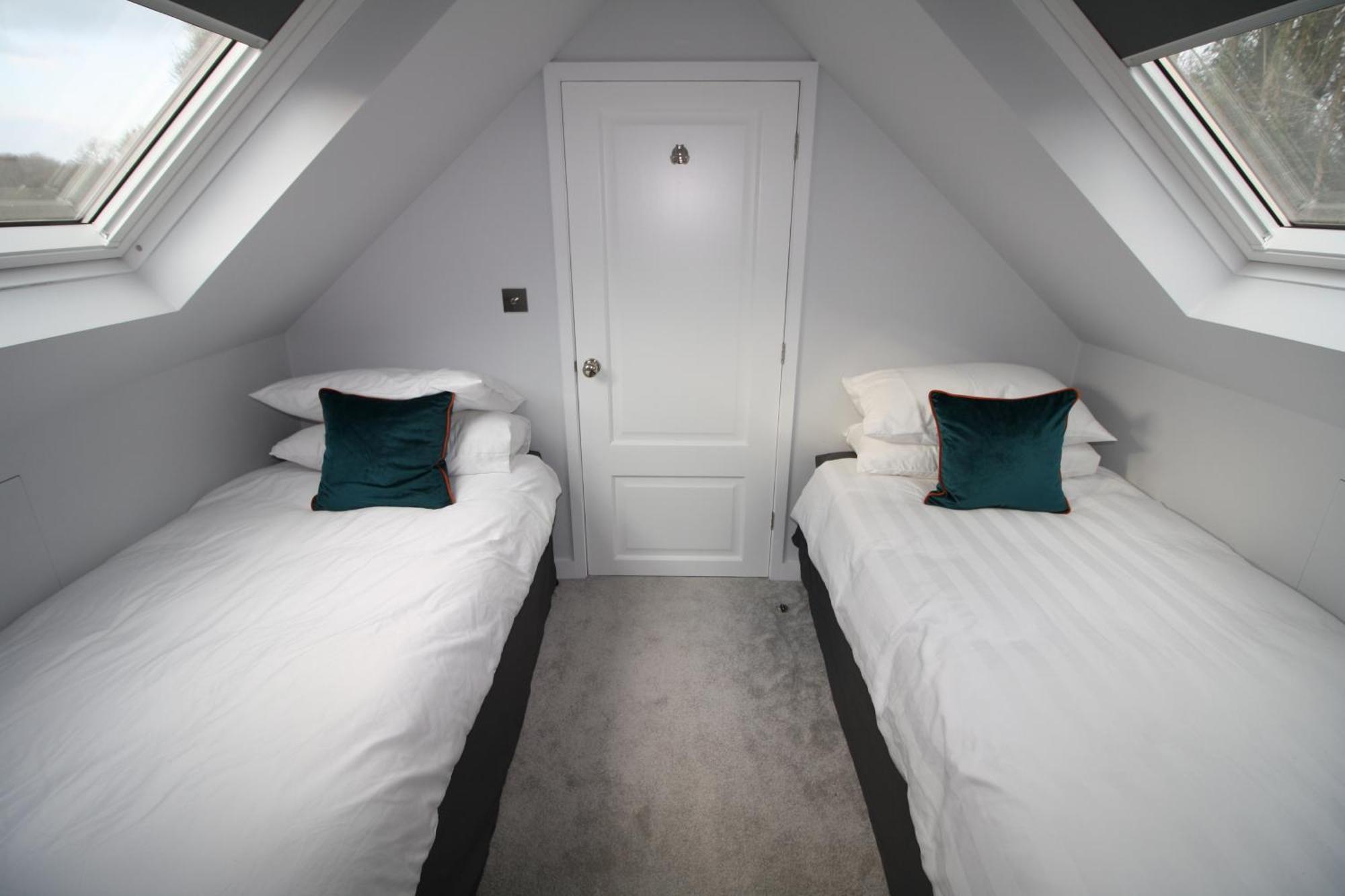 شيشستر Ryefield Cottage - Luxurious Self-Catered Holiday Cottage With A Log Burner المظهر الخارجي الصورة
